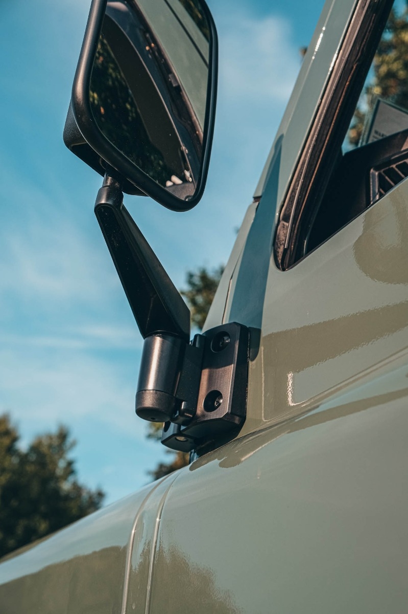 Defender Front Door Hinge Set Black Billet Aluminium EXT01428